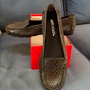 Aerosoles Nu Day black loafers